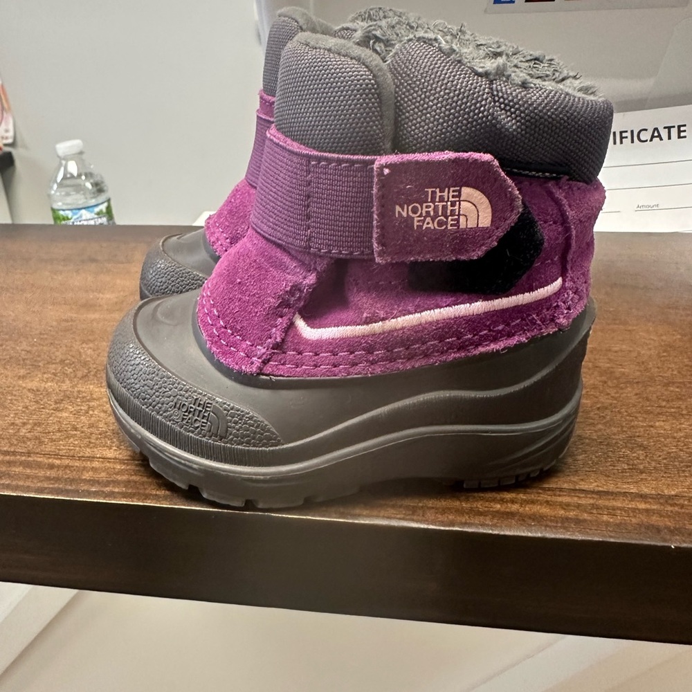 5 Toddler North Face Alpenglow II Boots